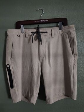 Roark Men's Tan Adventure Shorts